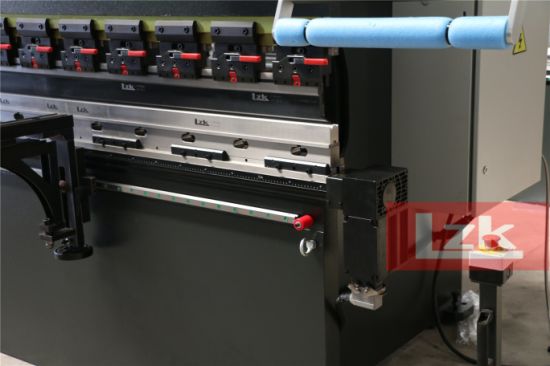 Máquina dobladora y cizalla CNC de hoja de acero al carbono de 8 pies y 4 mm